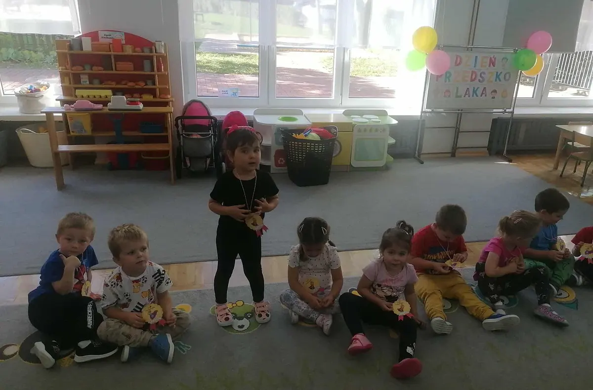  Dzieci na dywanie